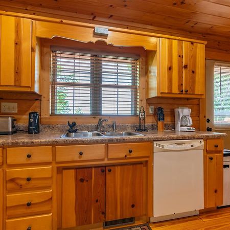 Cabin Dreams Villa Beech Mountain Exterior photo